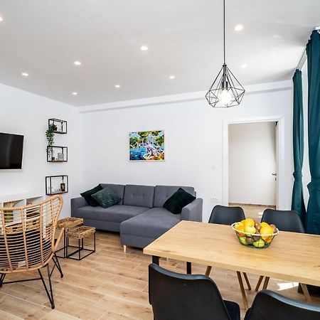 Apartments Marta ツァヴタット エクステリア 写真