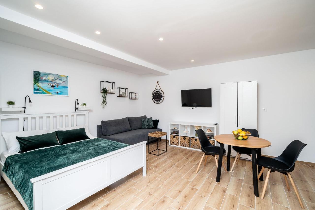 Apartments Marta ツァヴタット エクステリア 写真